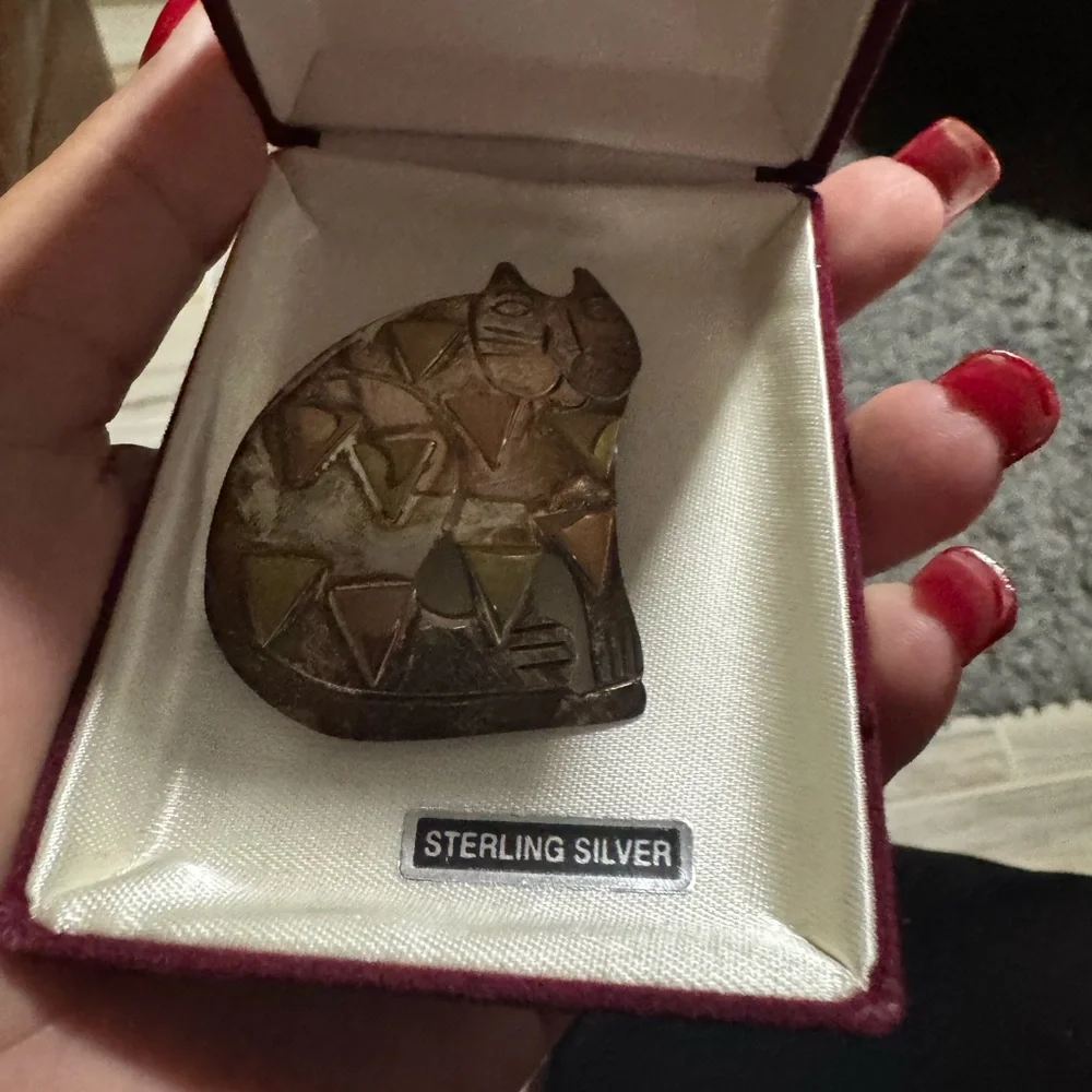 Vintage Taxco Mexican sterling silver cat brooch